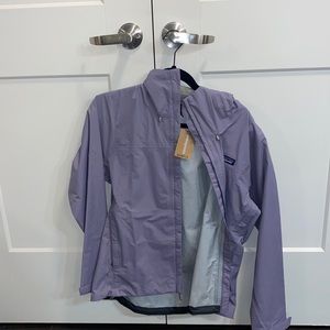 Patagonia W’s 3L Torrentshell Jacket in SmokeyViolet (size small)